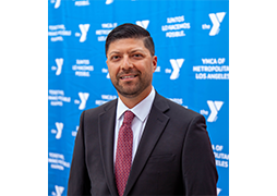 Headshot of Victor Dominguez